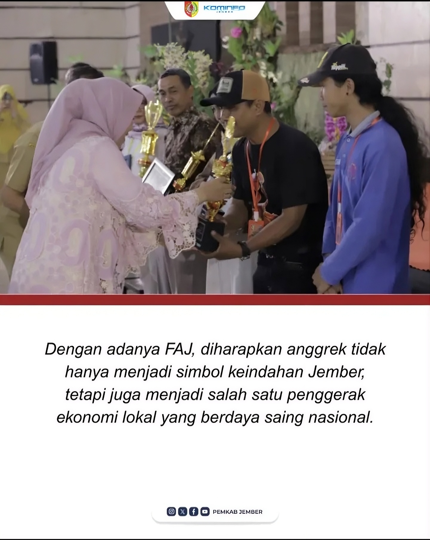 Eko Yudi Purnomo dalam acara Festival Anggrek Jember yang masuk berita Kominfo Jember