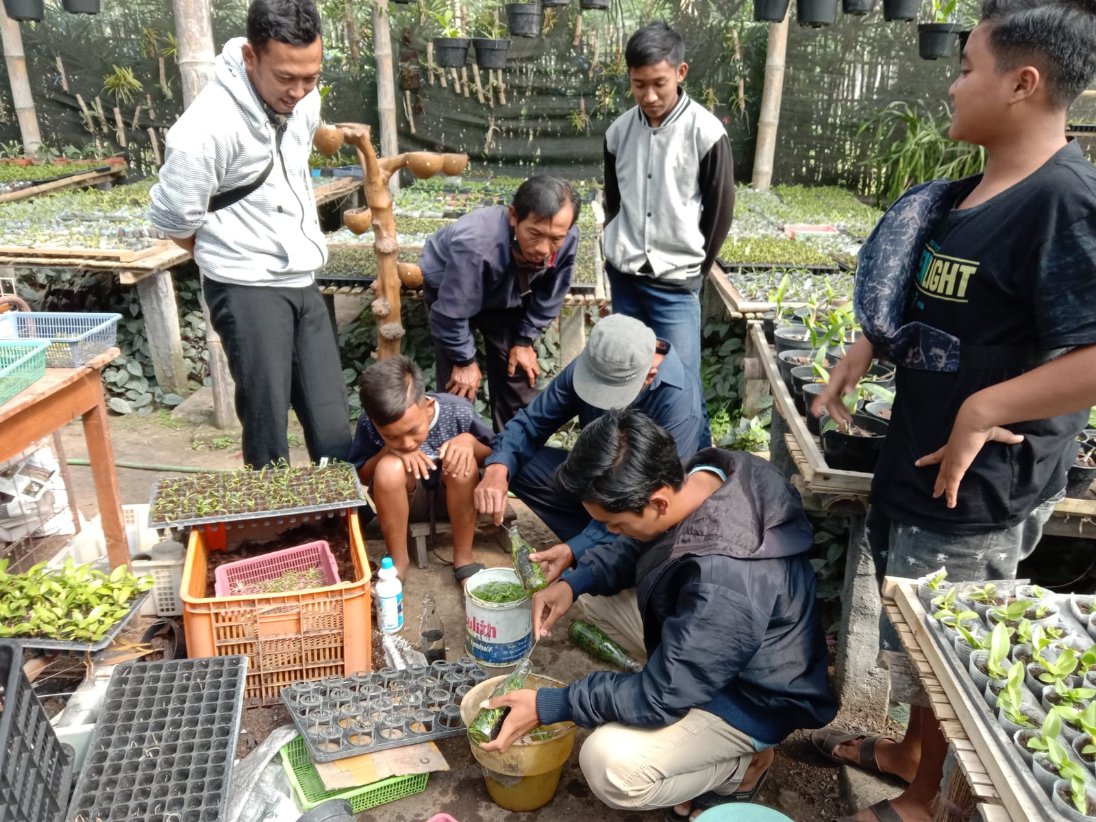 Foto indah produk yang tertata rapi