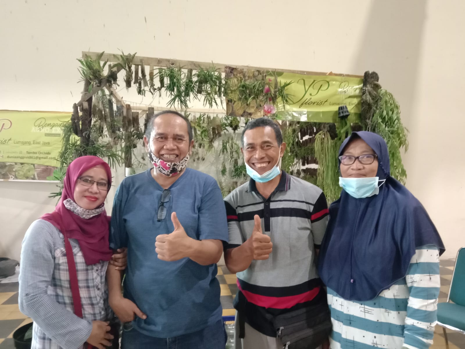 Foto indah produk yang tertata rapi
